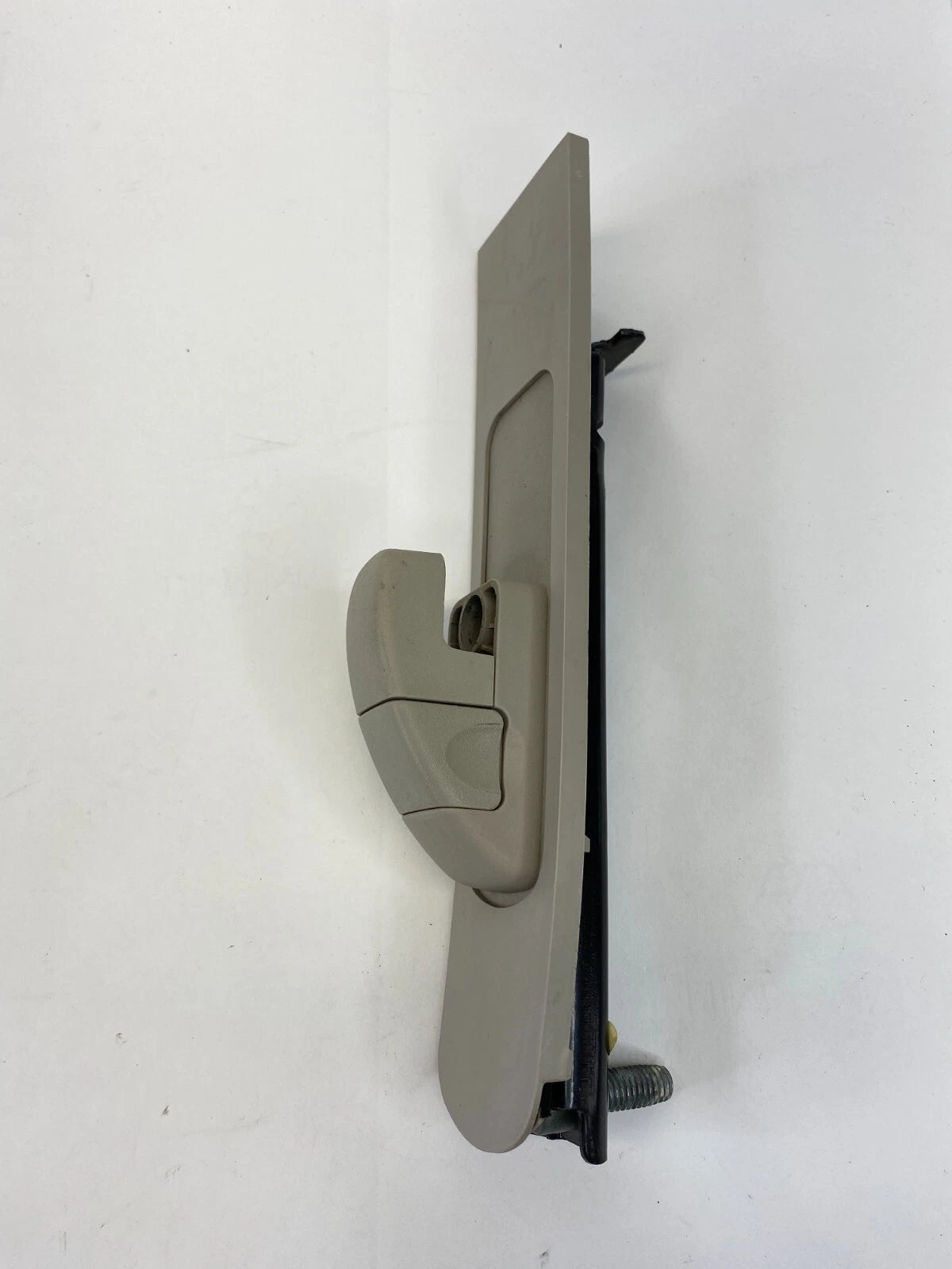 2014-2019 FORD FIESTA FRONT LEFT SEAT BELT HEIGHT ADJUSTER ASSEMBLY 34062335 OEM