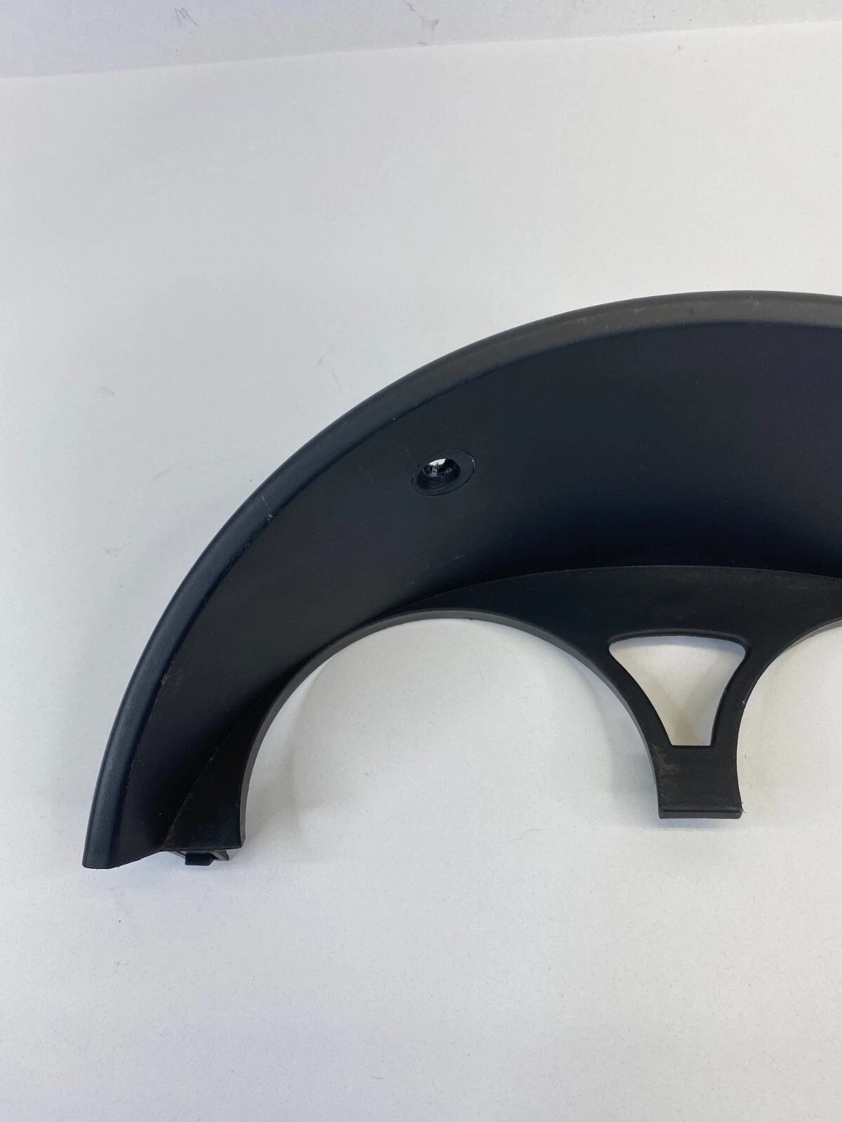 2006 CHEVROLET AVEO FRONT DASH INSTRUMENT CLUSTER SURROND COVER TRIM 96345796