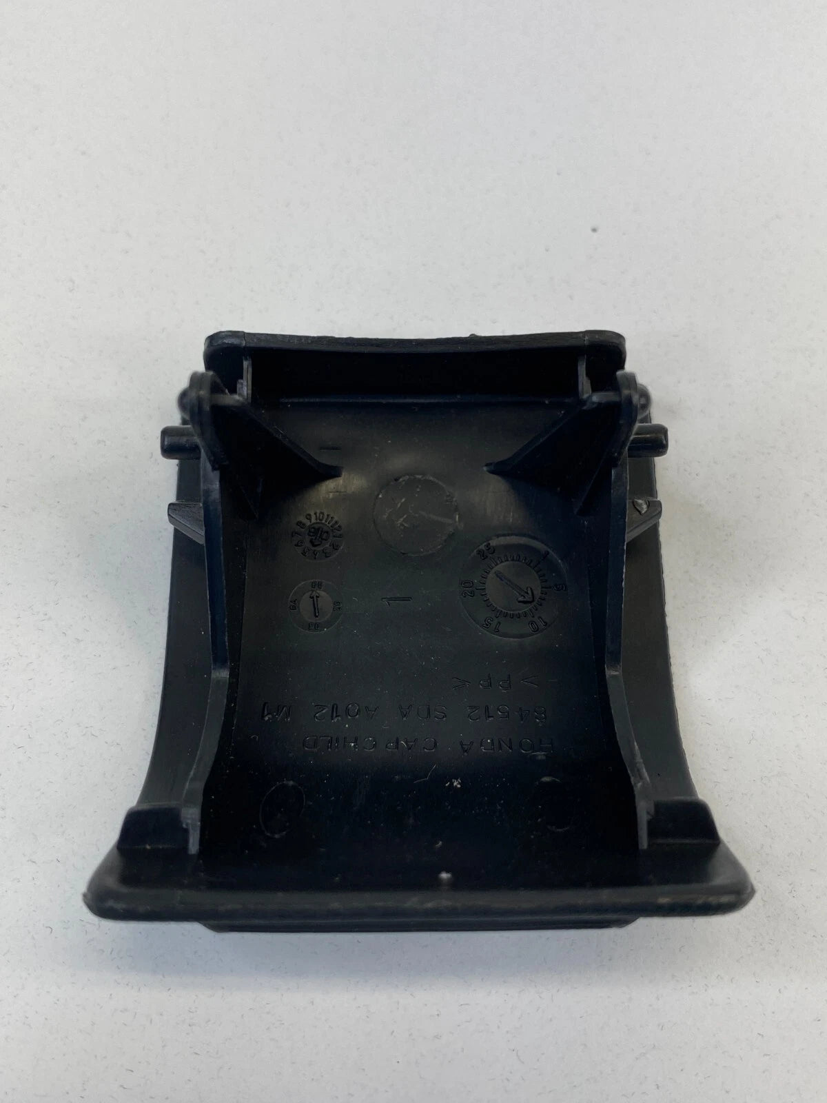 2003-2007 HONDA ACCORD SEDAN REAR CHILD SAFETY HOOK TRIM 84512SDA OEM