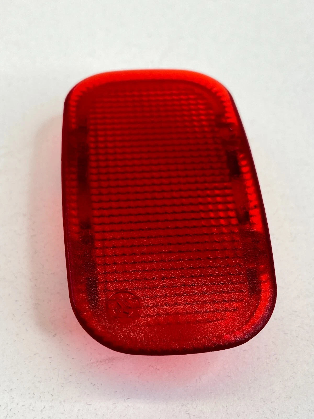 03-06 MERCEDES-BENZ E500 FRONT RIGHT DOOR COURTESY LIGHT LAMP LENS A2118250510