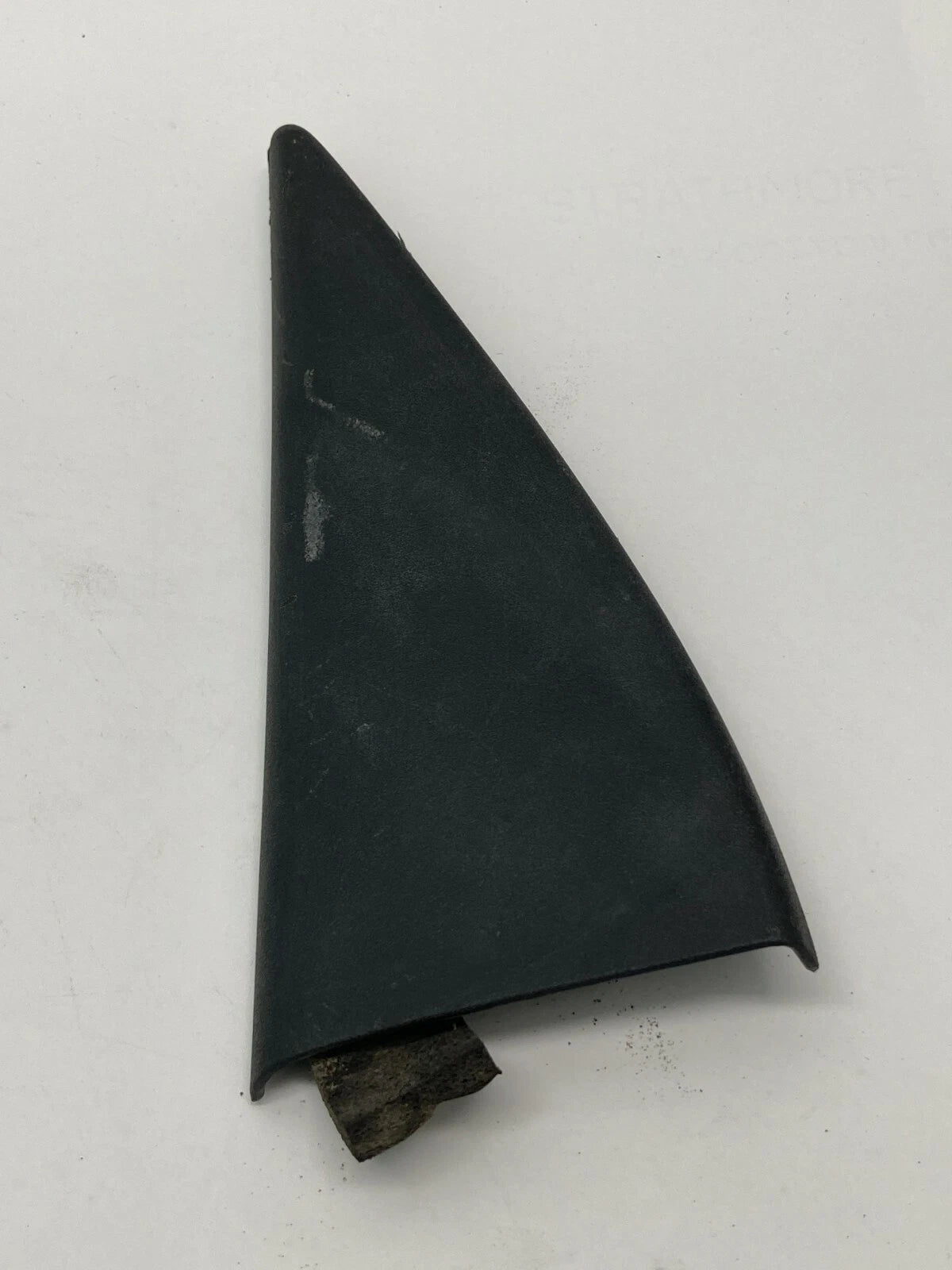 04 2004 FORD FOCUS REAR RIGHT SIDE DOOR EXTERIOR CORNER COVER TRIM MOLDING OEM