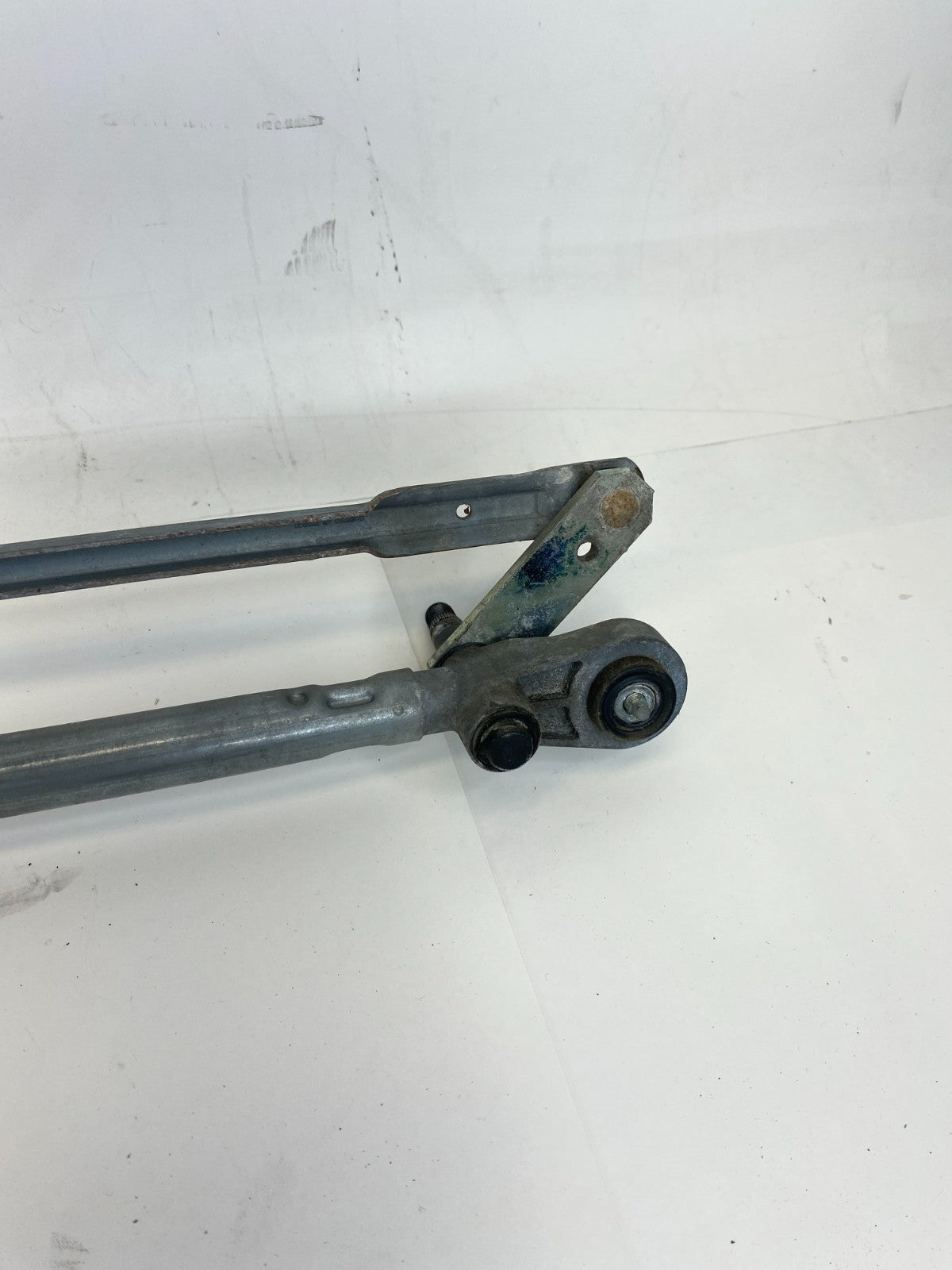 2009-2014 Dodge Avenger Front Windshield Wiper Motor w/ Linkage 68044087AA OEM