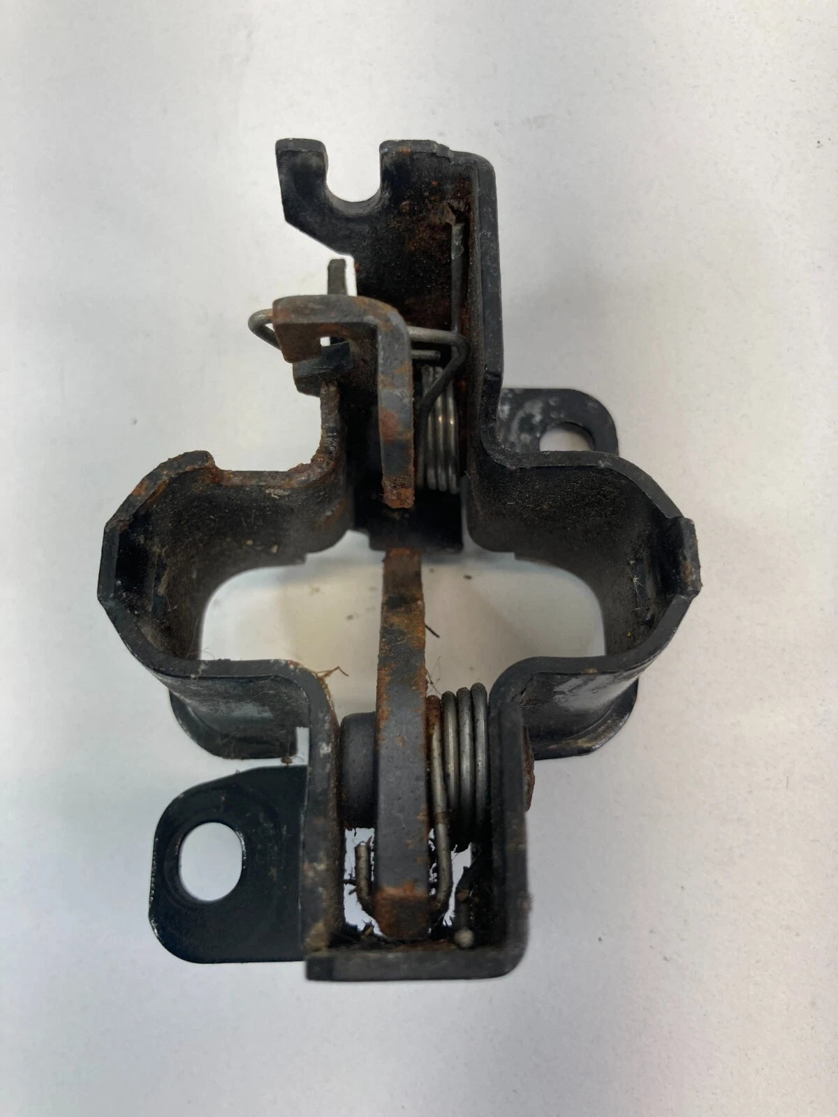 2003-2009 MERCEDES-BENZ E320 HOOD LOCK LATCH SAFETY LEFT OR RIGHT A2038800060