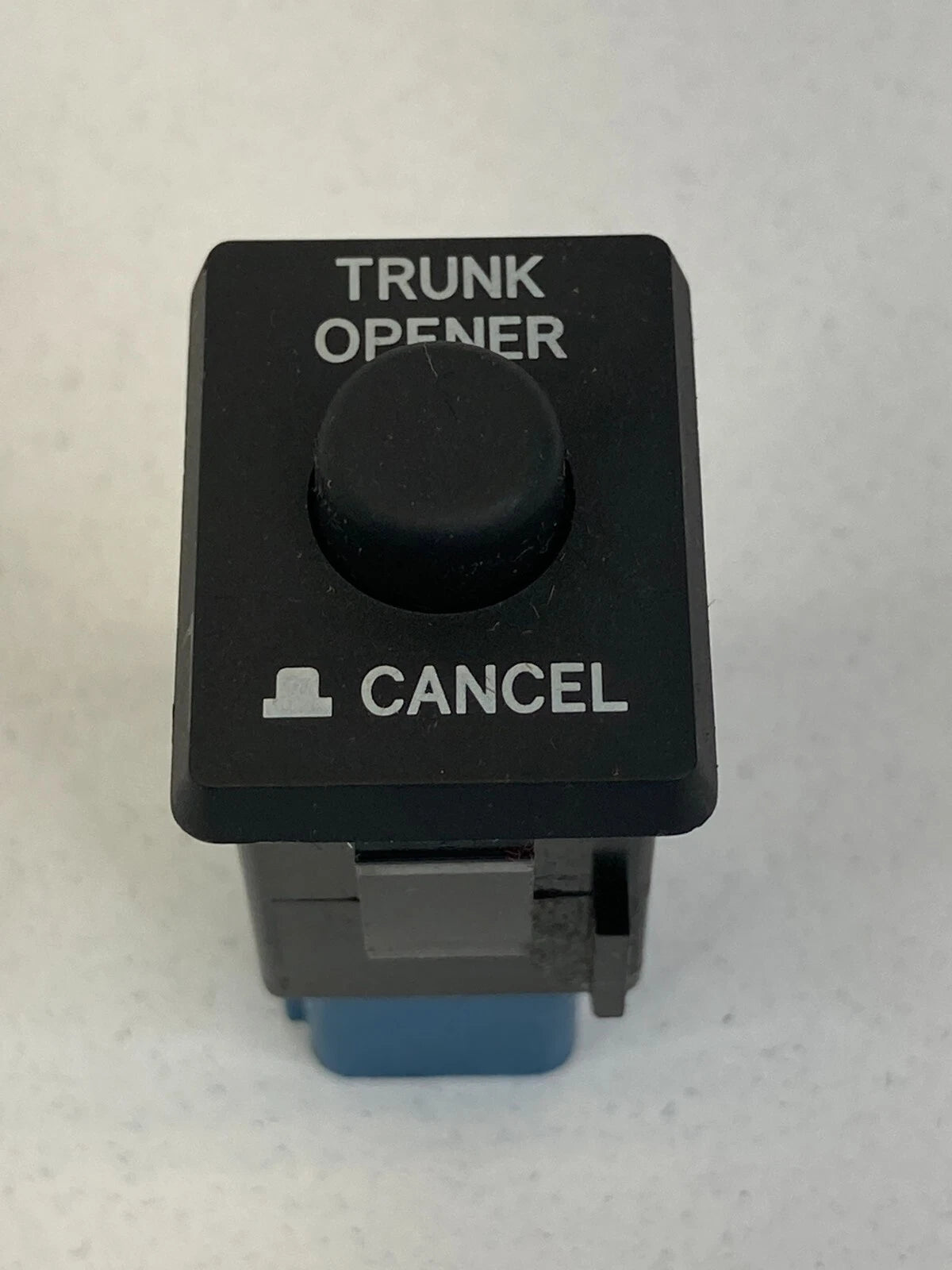 2006-2013 LEXUS IS250 TRUNK RELEASE OPENER CANCEL CONTROL SWITCH BUTTON OEM