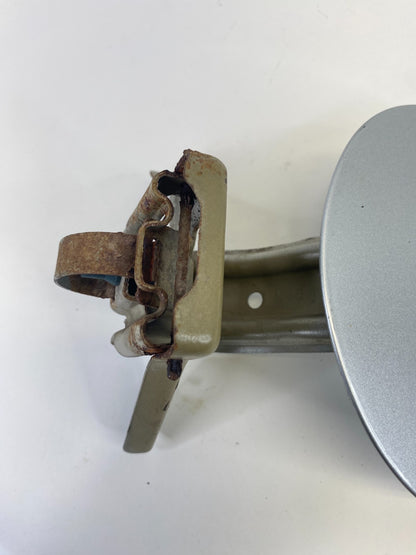 08 09 10 11 12 13 14 15 16 17 Buick Enclave Fuel Filler Door Tank Gas Lid Cover