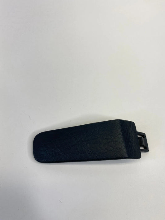 98-02 HONDA ACCORD STEERING WHEEL RIGHT SIDE BACK COVER TRIM CAP 78513S84A610
