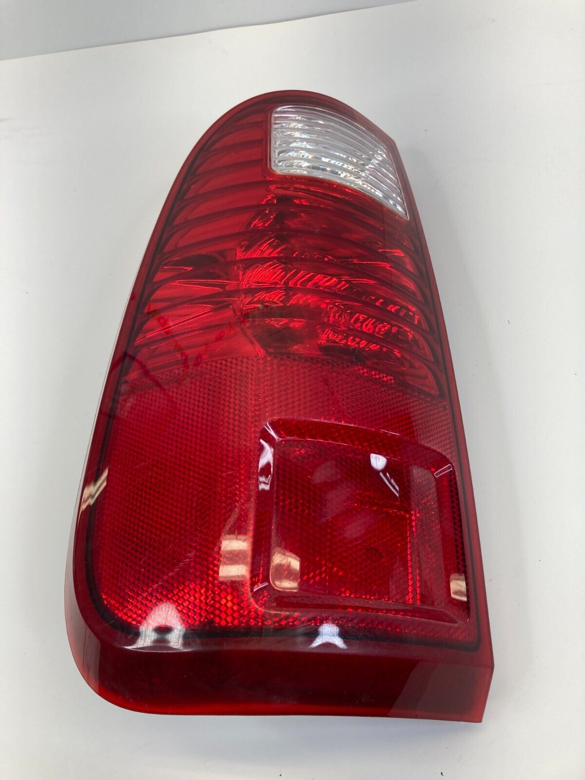 2008-2016 Ford F-250 Super Duty Rear Left Driver Tail Light Taillight