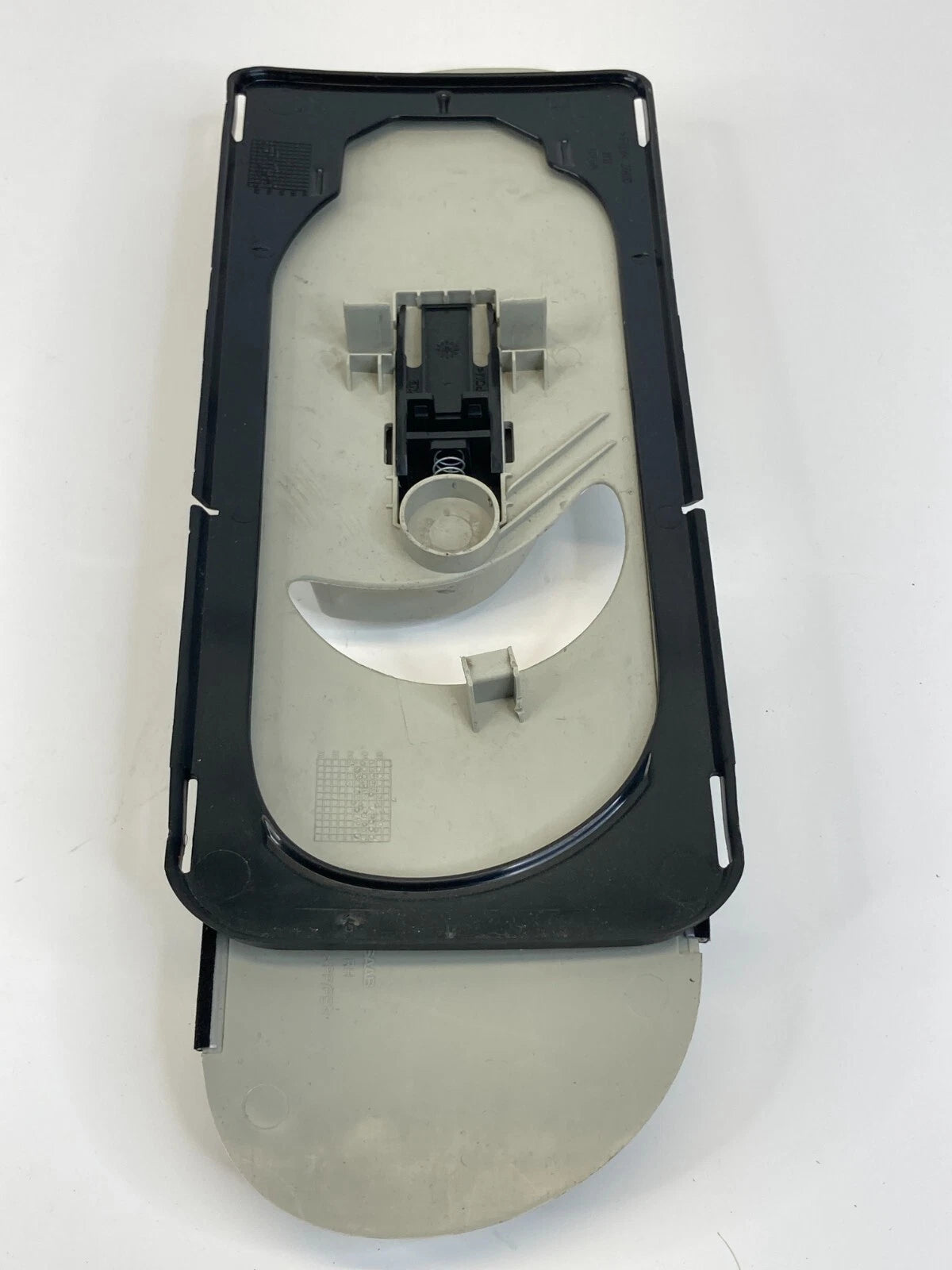 2003-2011 SAAB 9-3 93 FRONT RIGHT PASSENGER SEAT BELT ADJUSTER COVER TRIM BEZEL