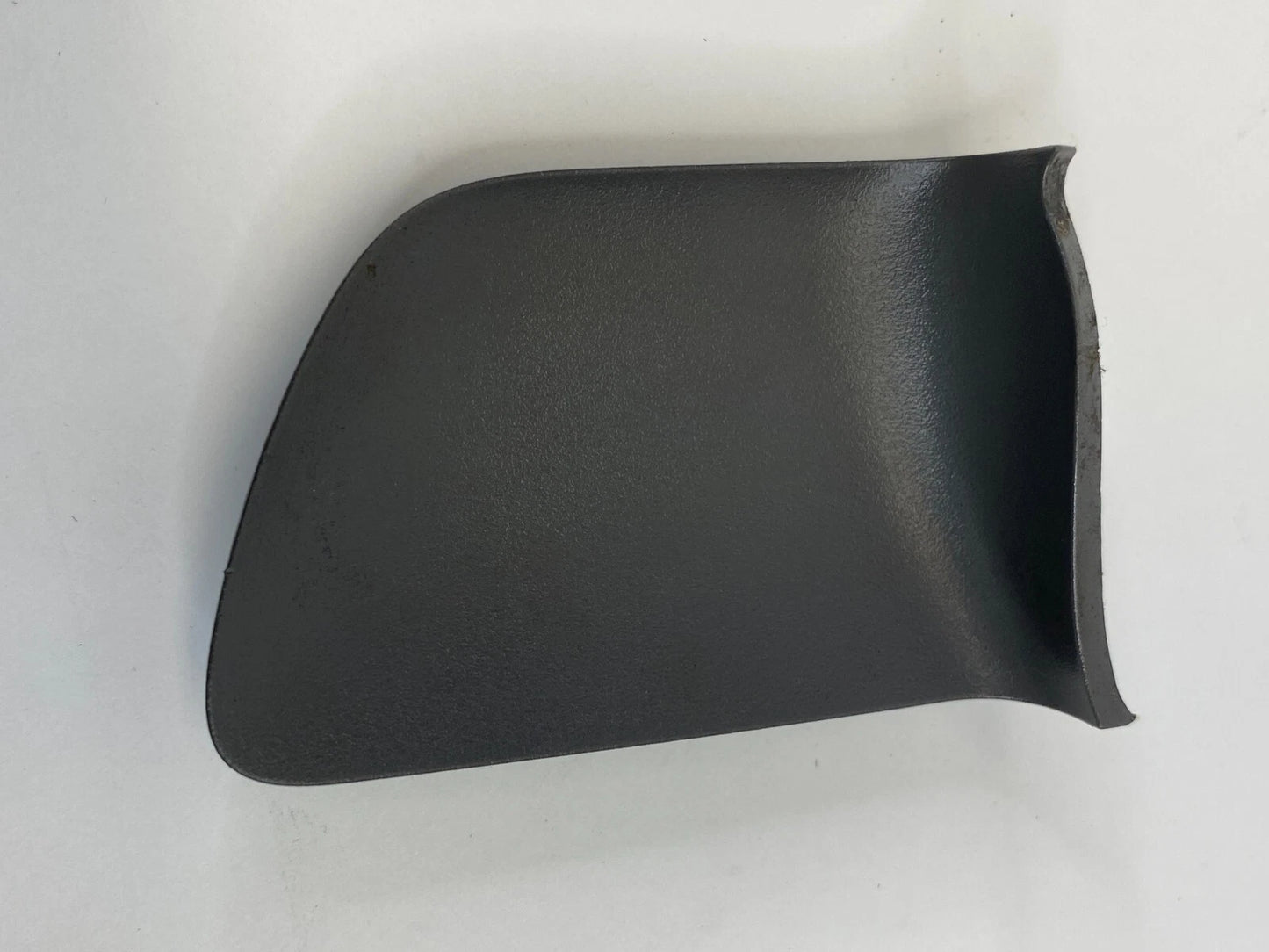 2002-2006 TOYOTA CAMRY REAR LEFT INNER DOOR PLUG SCREW COVER TRIM 69284-AA010