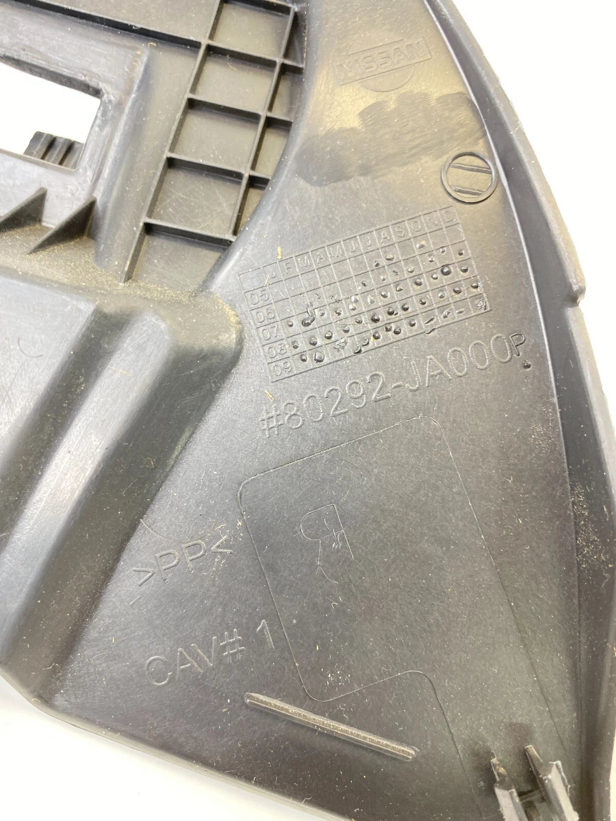2007-2012 NISSAN ALTIMA SEDAN FRONT RIGHT INNER CORNER MIRROR COVER 80292-JA000