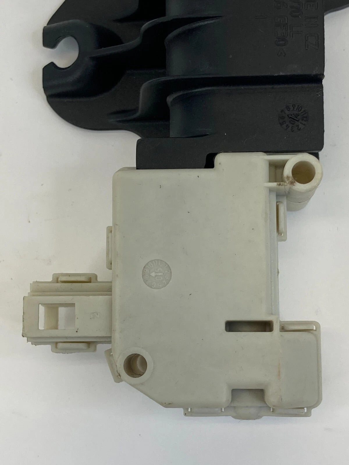 05-11 AUDI A6 QUATTRO GLOVE BOX DOOR RELEASE ACTUATOR MOTOR UNIT 3B0959782A OEM