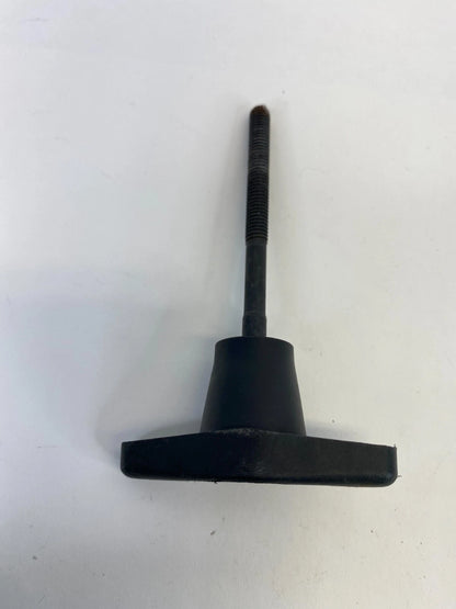 2002-2007 SATURN VUE SPARE TIRE JACK HOLDER RETAINER HOLD DOWN BOLT SCREW OEM