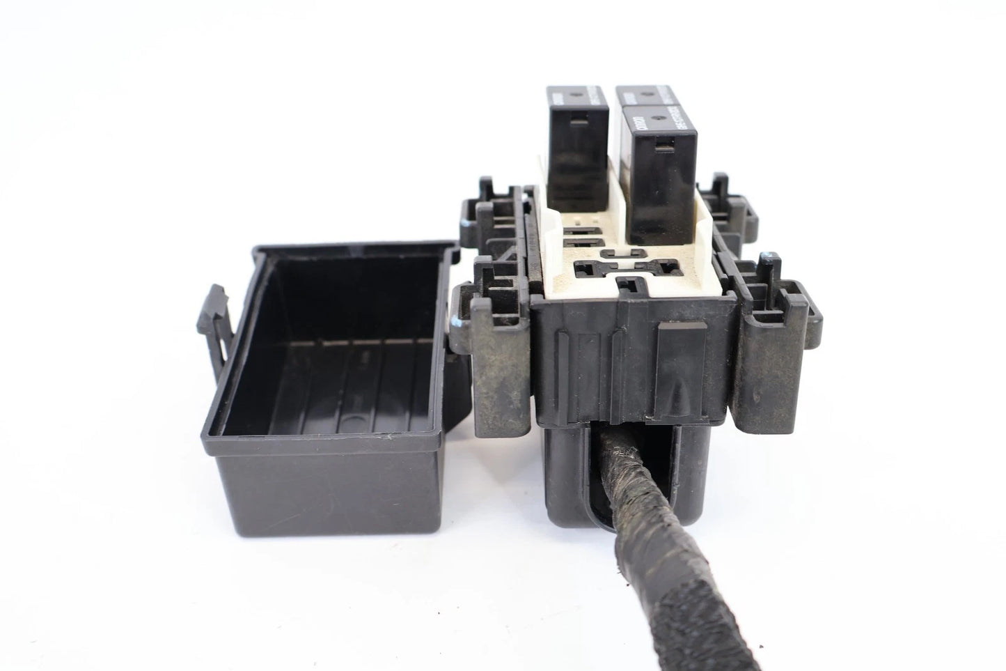 2011-2013 GRAND CHEROKE HEADLIGHT FUSE RELAY WIRING MODULE UNIT OEM 68101271AD