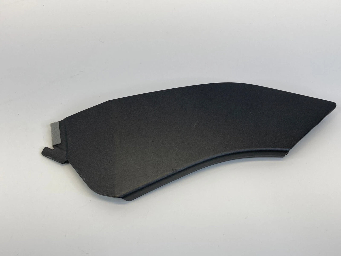 15-18 FORD FOCUS CENTER CONSOLE RIGHT SIDE COVER TRIM BEZEL F1EB-A045H92-CEW OEM
