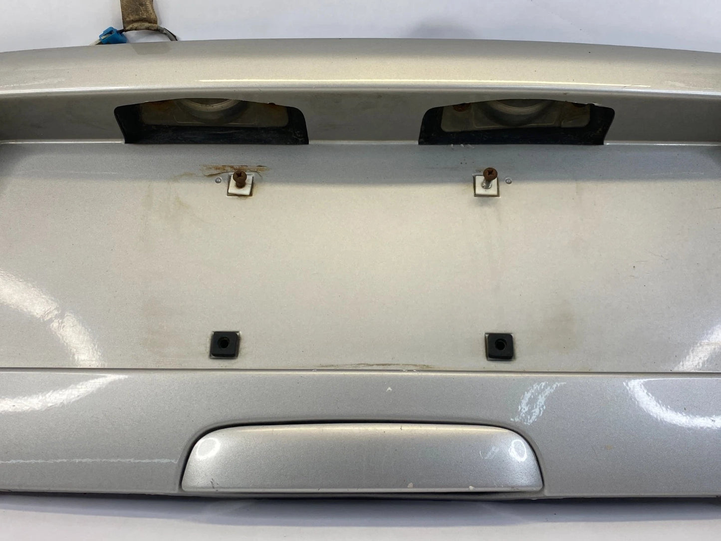 2002-2009 GMC ENVOY TRUNK LID LICENSE PLATE FINISH PANEL MOLDING PLATE 15191412
