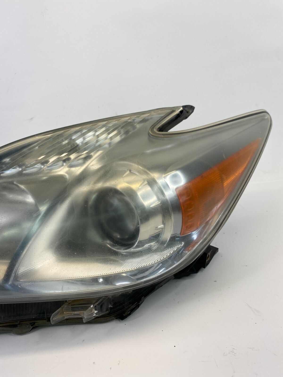 2010 2011 Toyota Prius Front Left Driver Headlight Headlamp 99226-81017 OEM