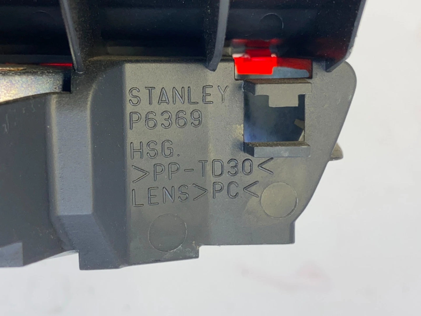 2007-2011 HONDA CR-V REAR THIRD 3RD BRAKE LIGHT HIGH MOUNTED STOP LAMP OEM