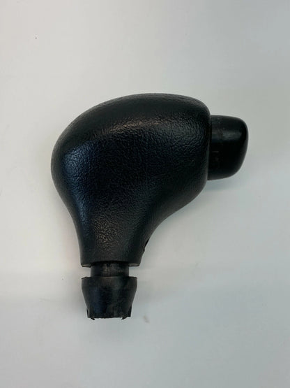 2004 ISUZU ASCENDER AUTOMATIC TRANSMISSION GEAR SELECTOR SHIFTER KNOB HANDLE OEM