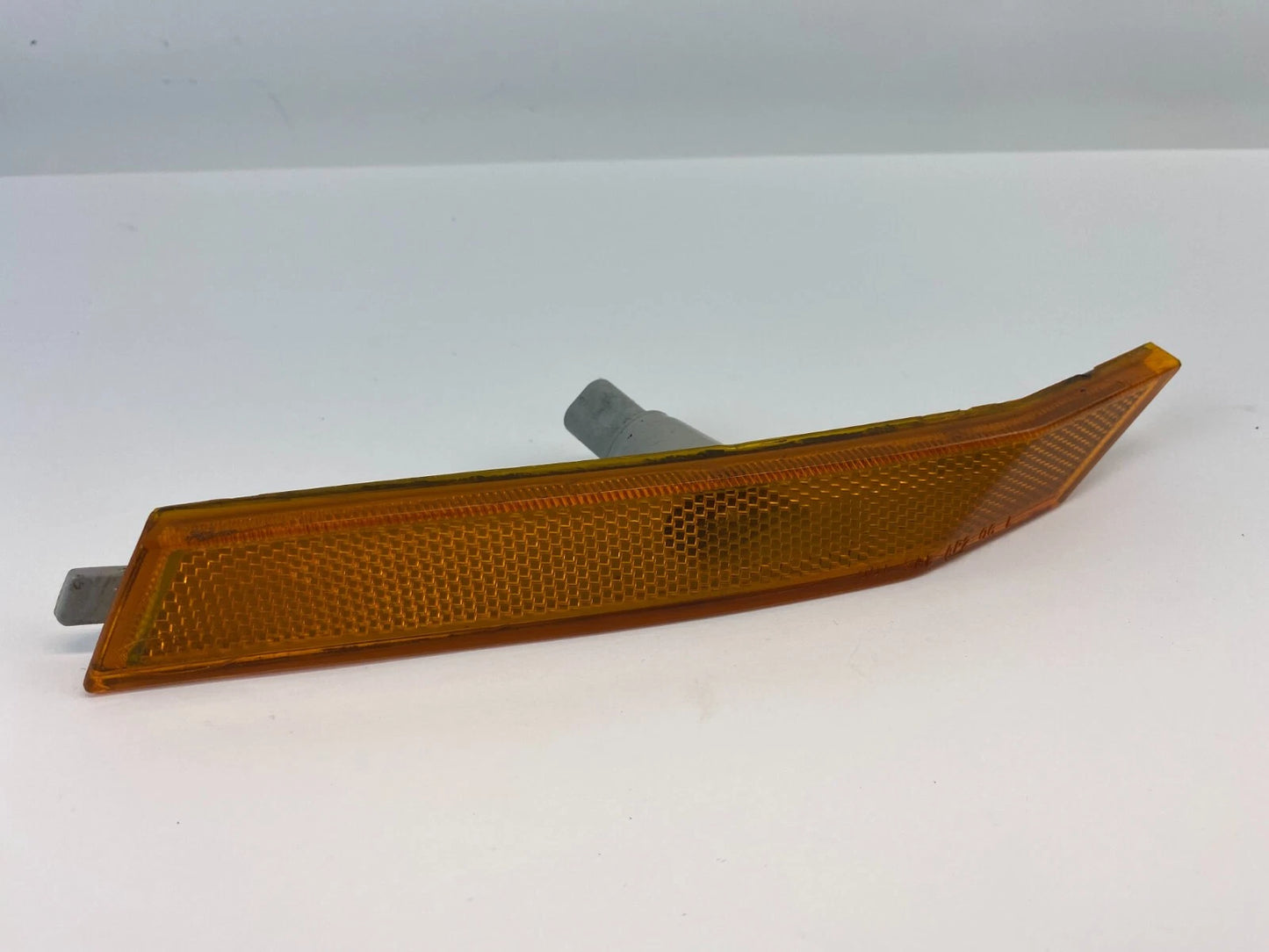 2006-2009 FORD FUSION MILAN FRONT LEFT DRIVER SIDE MARKER LIGHT LAMP 6E53-13B221