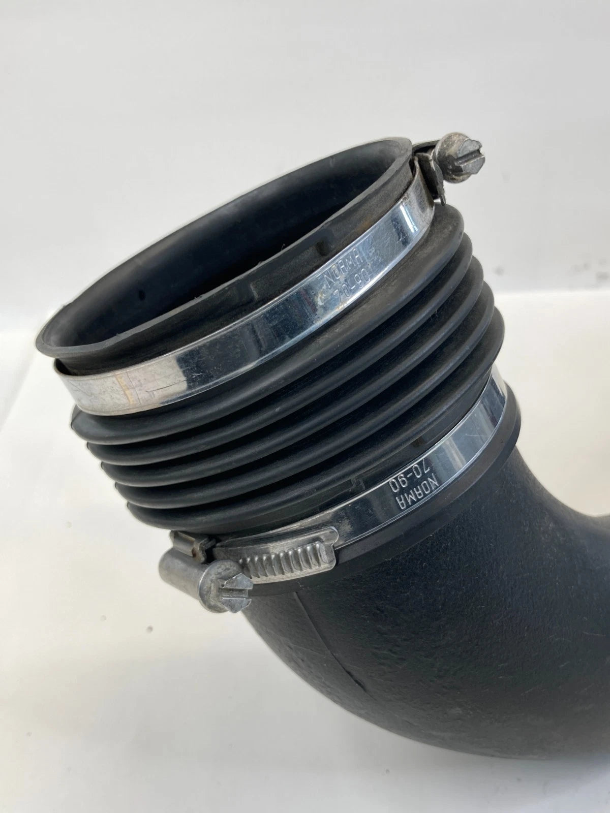 2012 Volvo S60 08-13 C70 2.5L Air Intake Pipe Connector Hose Duct 31274655 OEM