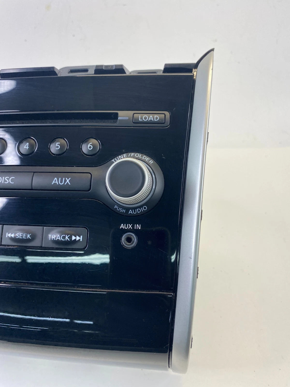 2013-2016 Nissan Pathfinder Radio AM/FM AUX CD Player Receiver Assy 28185-3KA1A