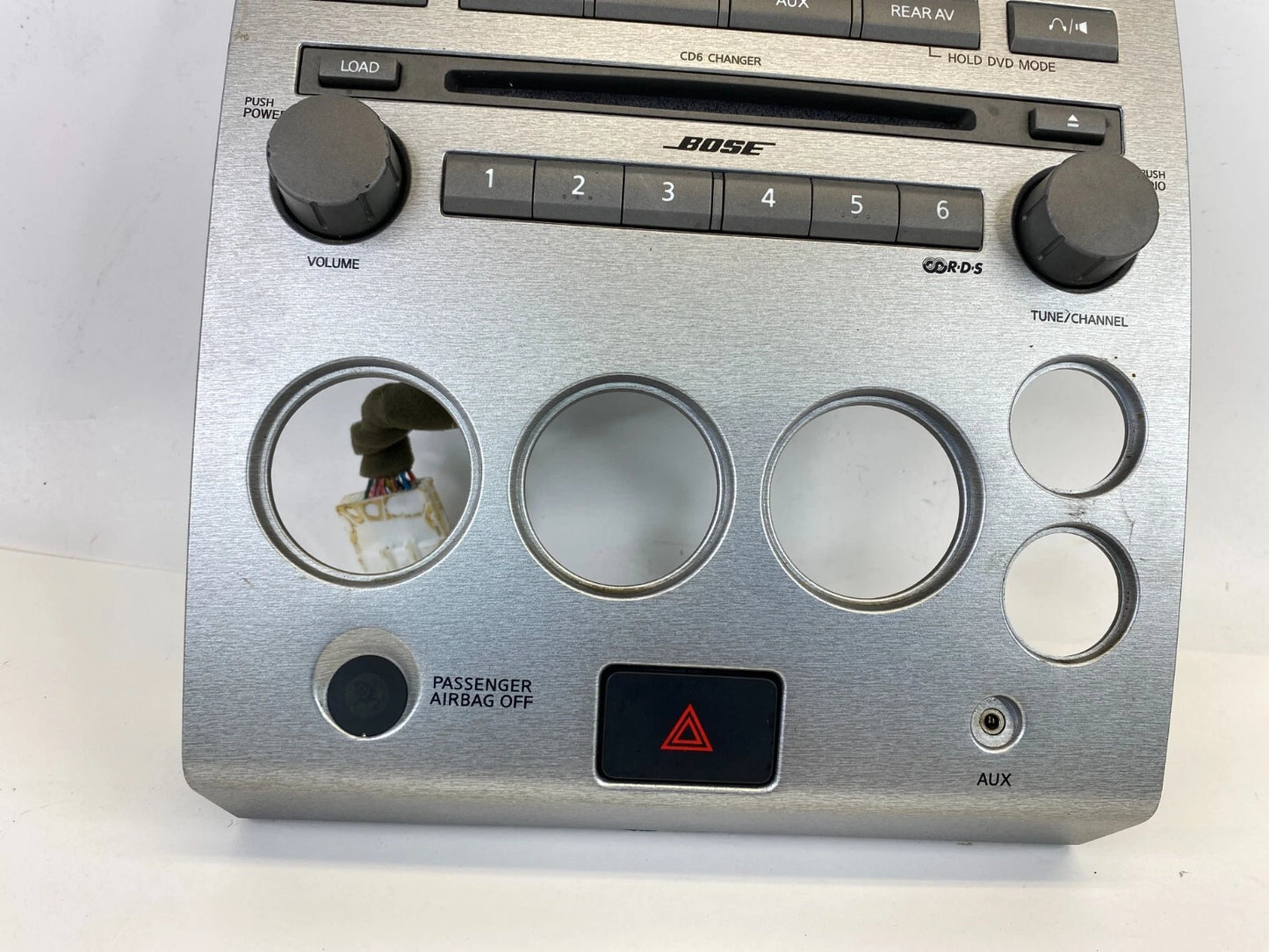 05 06 NISSAN ARMADA CD RADIO PLAYER RECEIVER CLIMATE HEATER CONTROL BEZEL PANEL