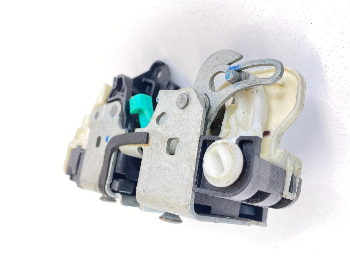 2010 2011 2012 DODGE CALIBER REAR LEFT SIDE DOOR LATCH LOCK ACTUATOR 04589651AC
