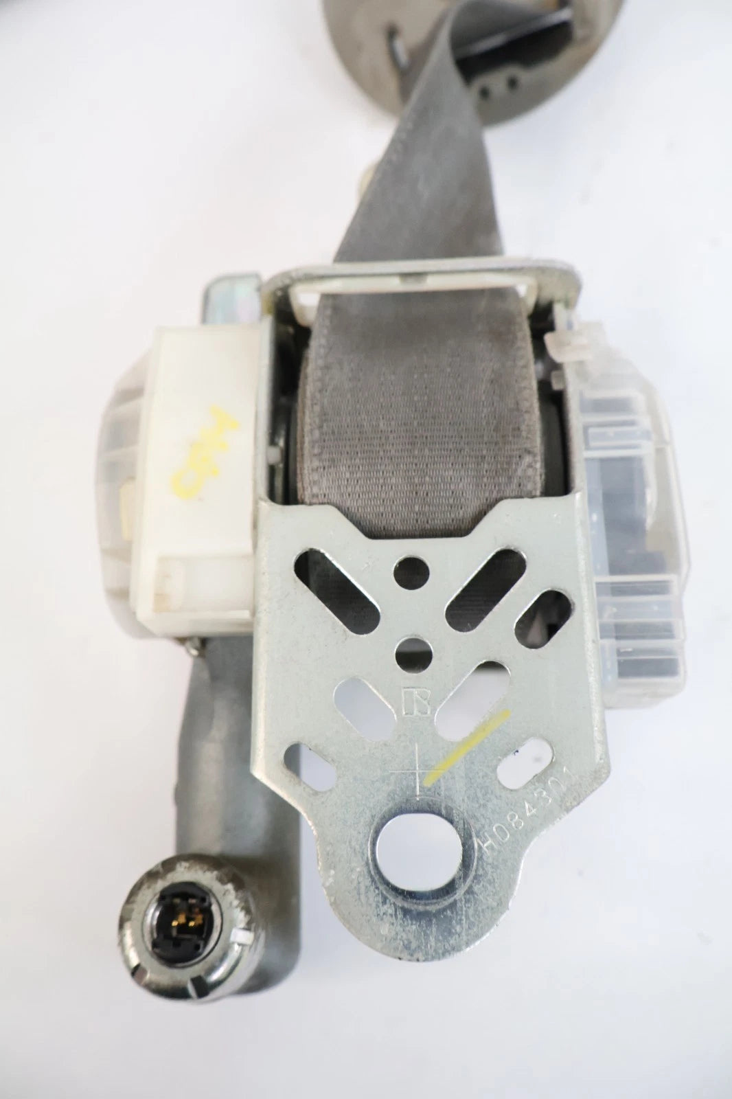 2004-2009 TOYOTA PRIUS FRONT LEFT DRIVER SEAT BELT RETRACTOR 7L8210-P OEM