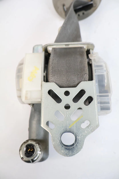 2004-2009 TOYOTA PRIUS FRONT LEFT DRIVER SEAT BELT RETRACTOR 7L8210-P OEM