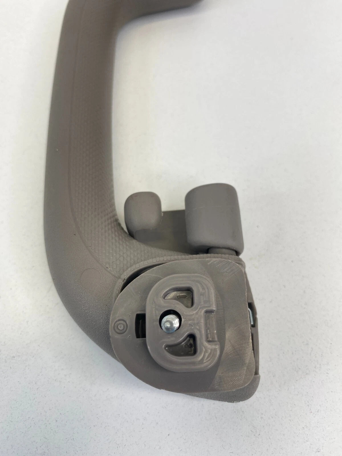 2010-2015 HYUNDAI TUCSON REAR LEFT DRIVER SIDE ROOF GRAB HANDLE ASSIST GRIP OEM