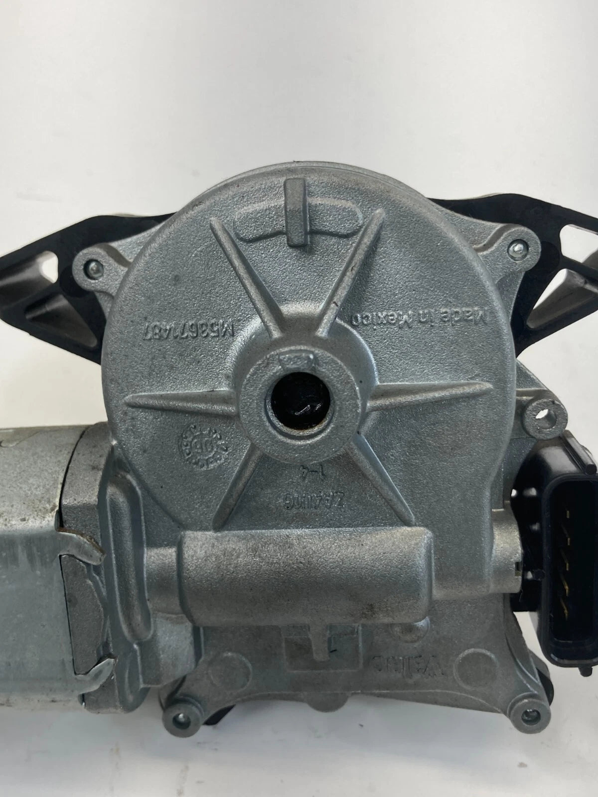 06-10 JEEP COMMANDER REAR WINDSHIELD WIPER MOTOR TAILGATE VALEO 55156325AC OEM