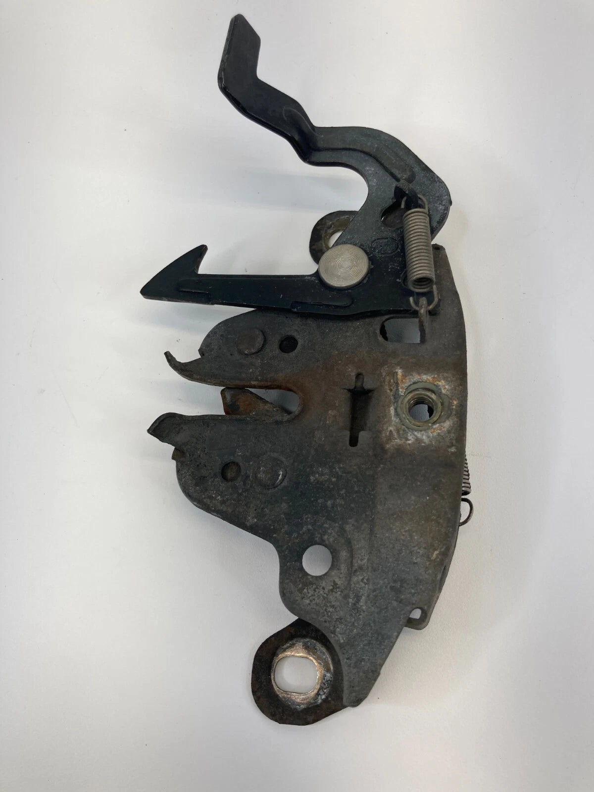 2000-2004 NISSAN XTERRA FRONTIER HOOD LOCK RELEASE LATCH ASSY OEM