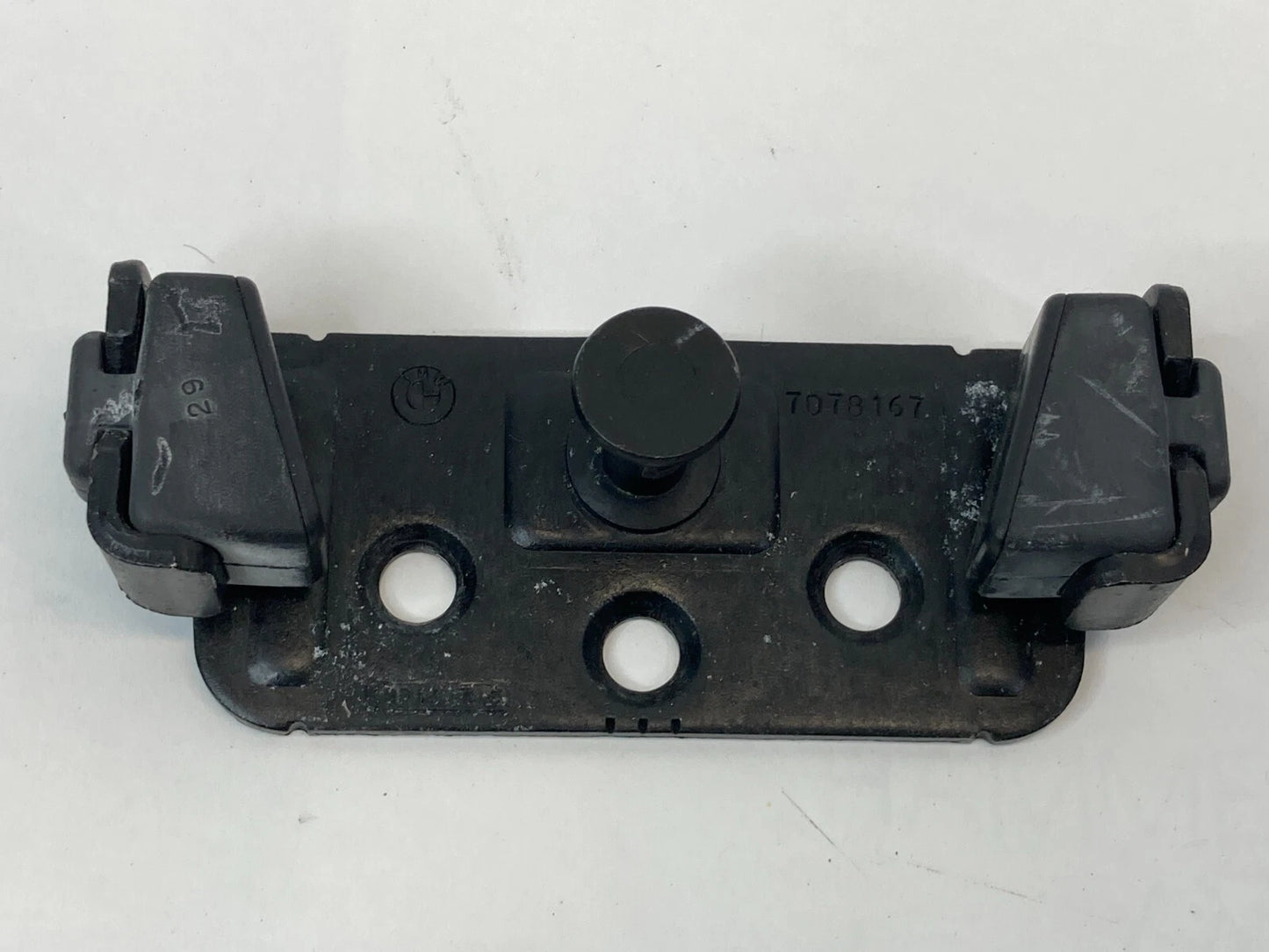 2006 BMW 330I 330XI TRUNK LID LOCK LATCH STRIKER CATCH RELEASE 7078167 OEM