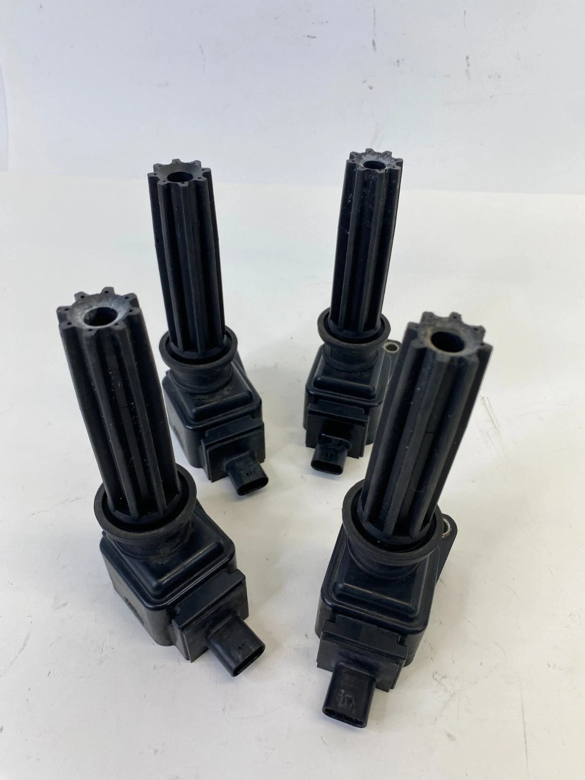 2012-2018 FORD FOCUS 2.0L ENGINE IGNITION COILS SET OF 4 CM5E-12A366-CA OEM