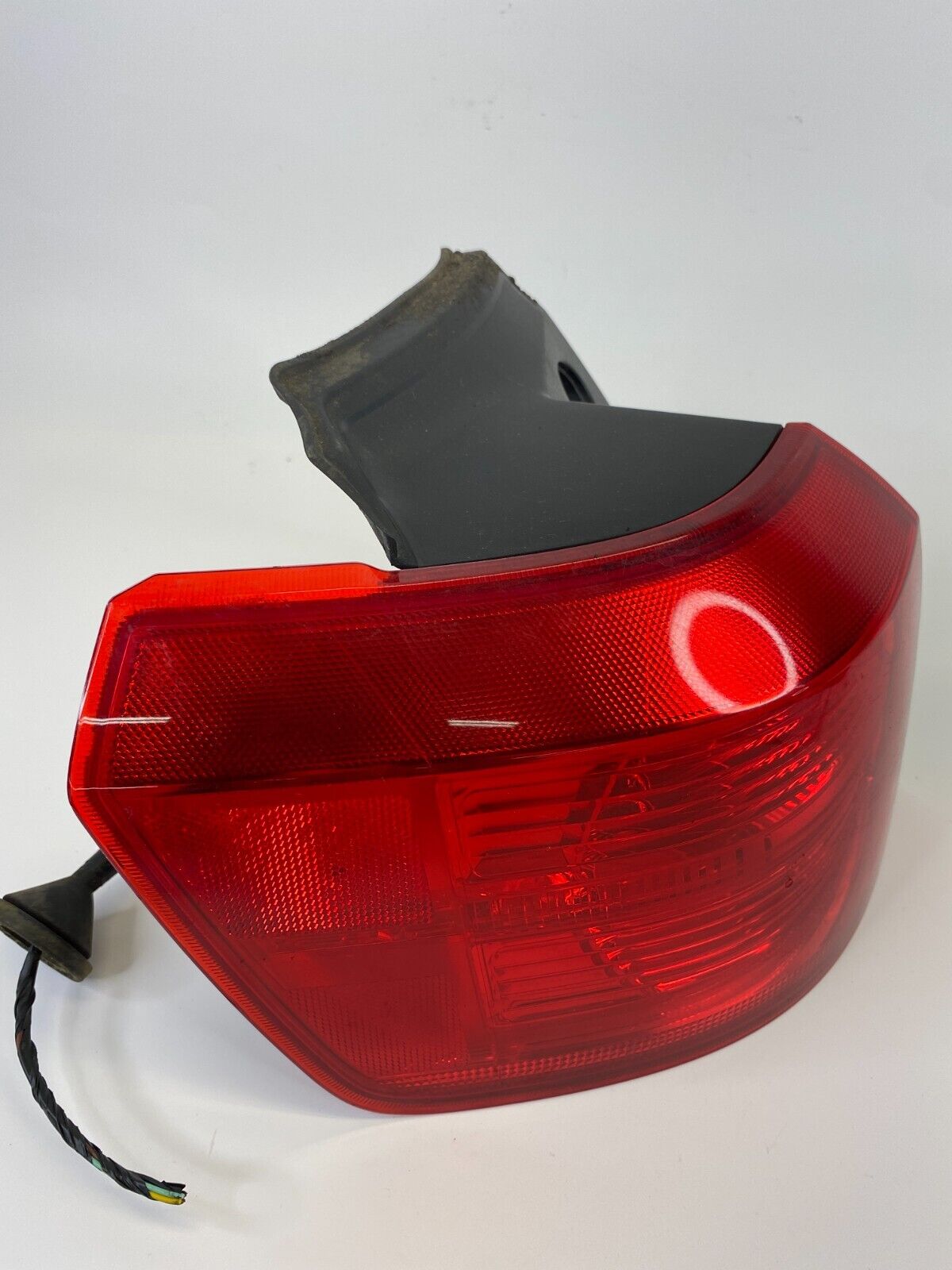 2010-2017 GMC Terrain Rear Left Side Outer Tail Light Taillight Quarter Panel