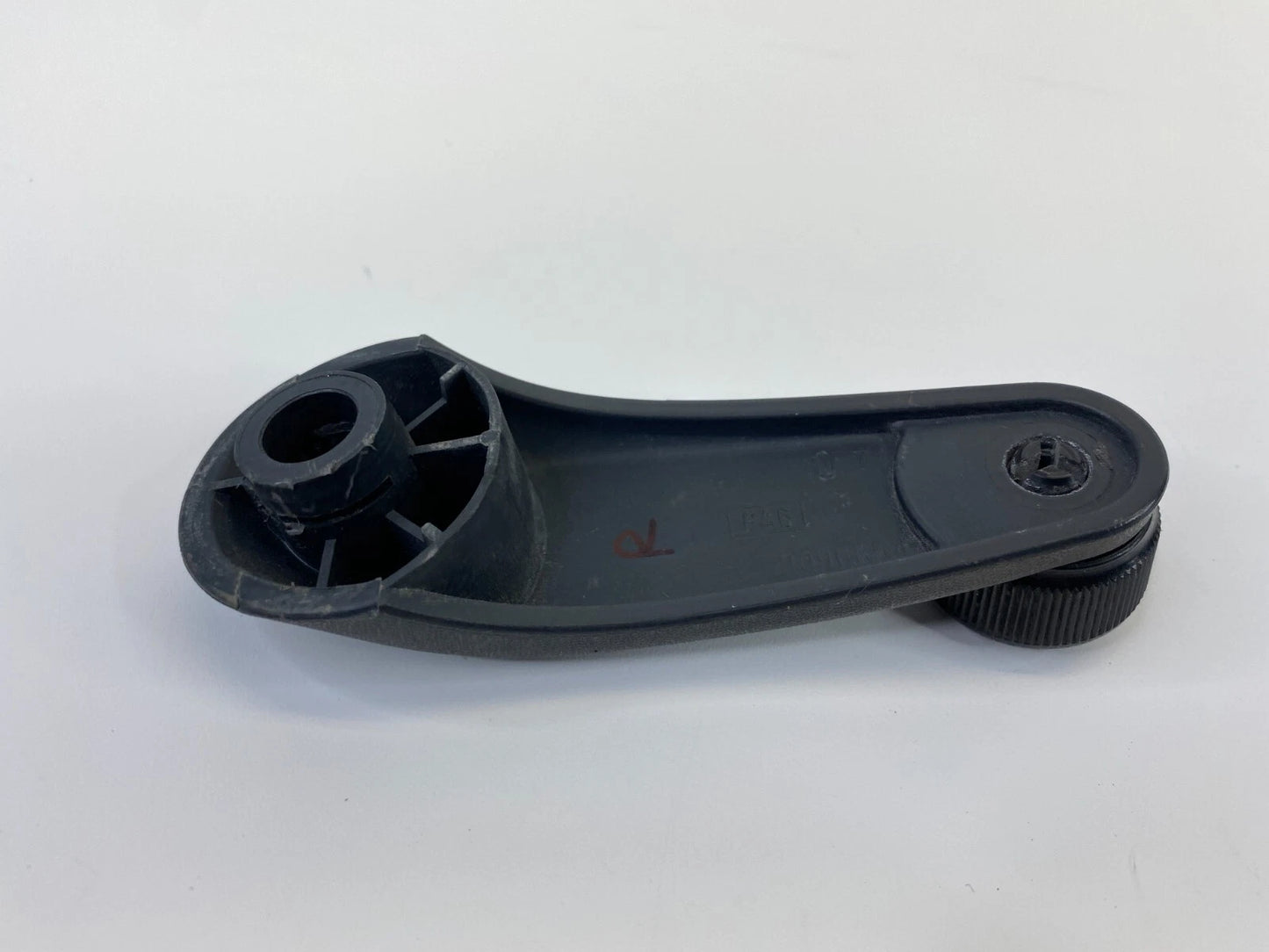 1998-2004 CHEVROLET S10 RIGHT SIDE MANUAL WINDOW HAND CRANK HANDLE 21096854