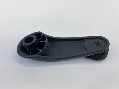 1998-2004 CHEVROLET S10 RIGHT SIDE MANUAL WINDOW HAND CRANK HANDLE 21096854