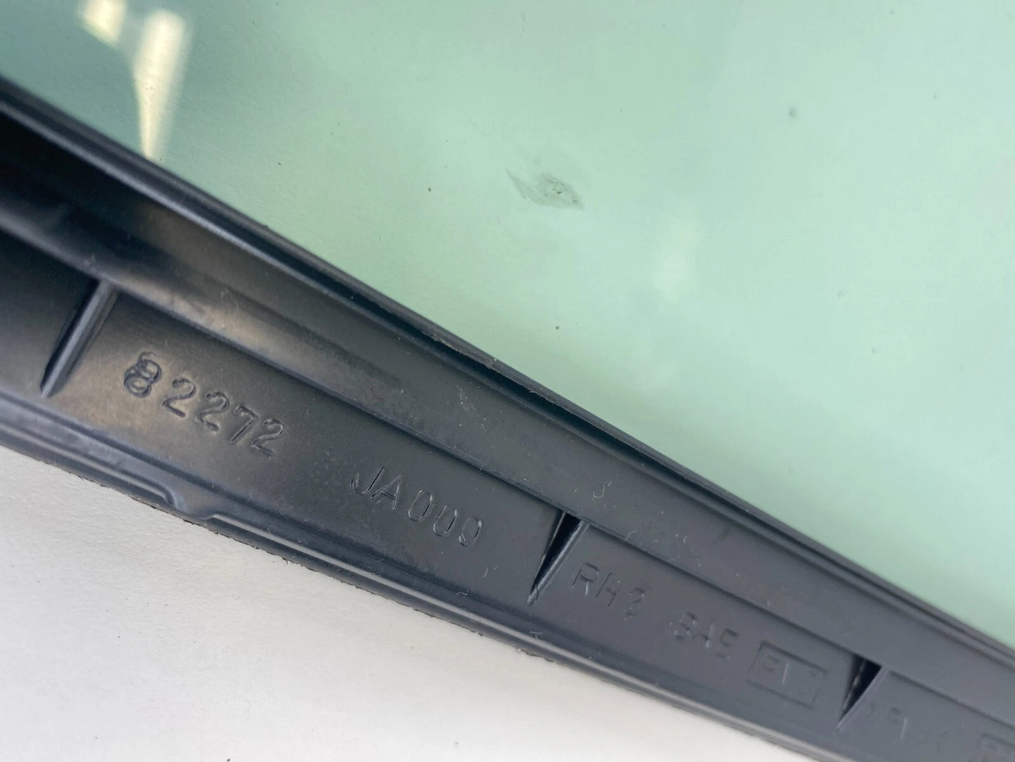 2007-2012 Nissan Altima Rear Right Door Vent Quarter Window Glass 82272-JA000