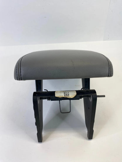 2014 2015 CHEVROLET MALIBU LS FRONT CENTER CONSOLE LID ARMREST LEATHER OEM