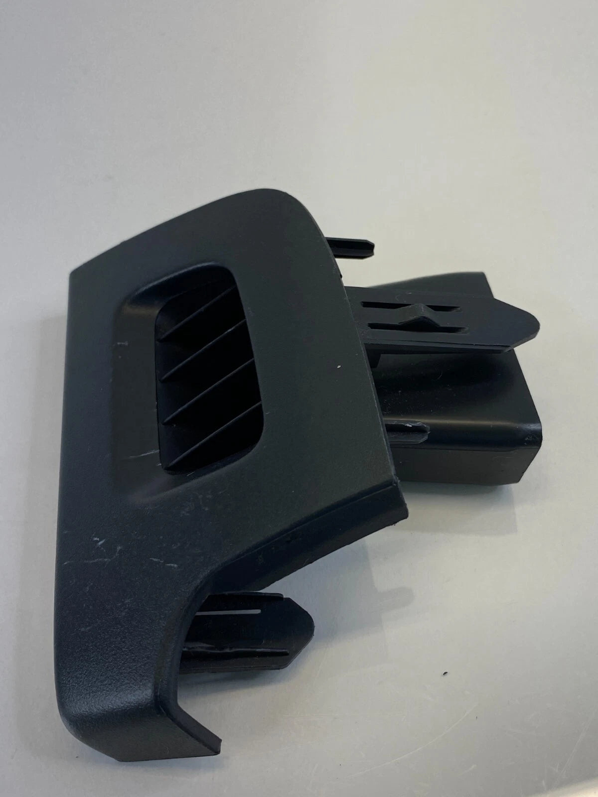 2010-2015 TOYOTA PRIUS DASH RIGHT DEFROSTER AC AIR VENT GRILL COVER 55961-47030
