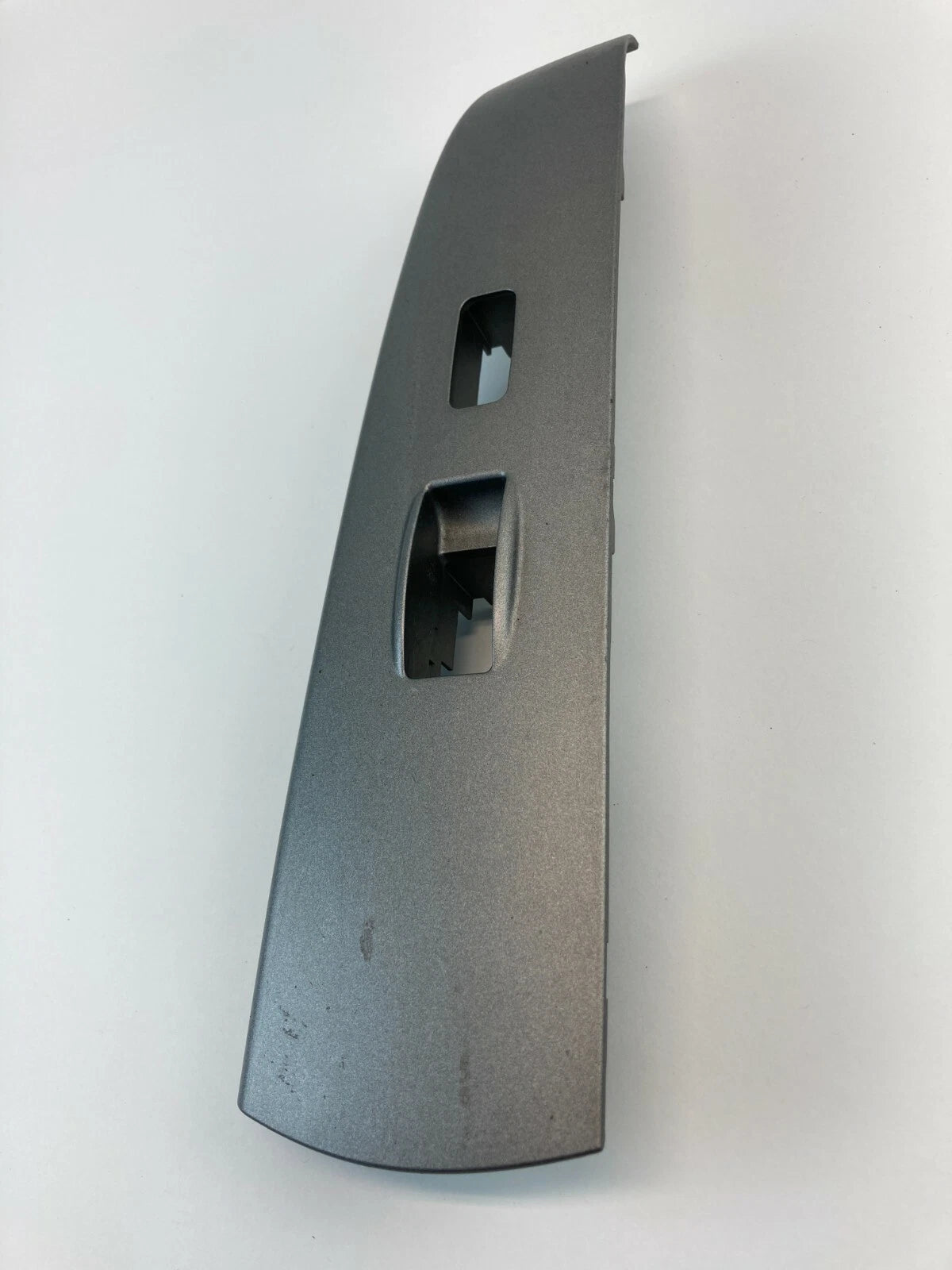 2004-2009 TOYOTA PRIUS FRONT RIGHT DOOR WINDOW SWITCH COVER BEZEL OEM 7423147090