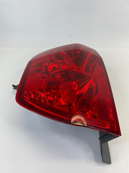 2003 2004 Honda Pilot EX SUV 4-DR Rear Left Tail Light Taillight Assembly OEM