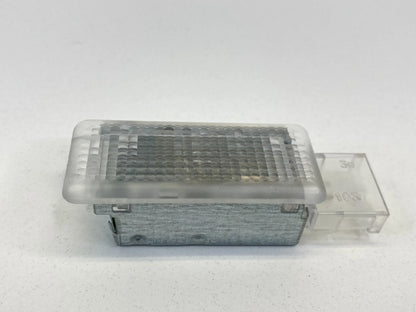 2009-2022 VOLKSWAGEN TIGUAN DASH GLOVE BOX LIGHT COURTESY LAMP ASSEMBLY OEM