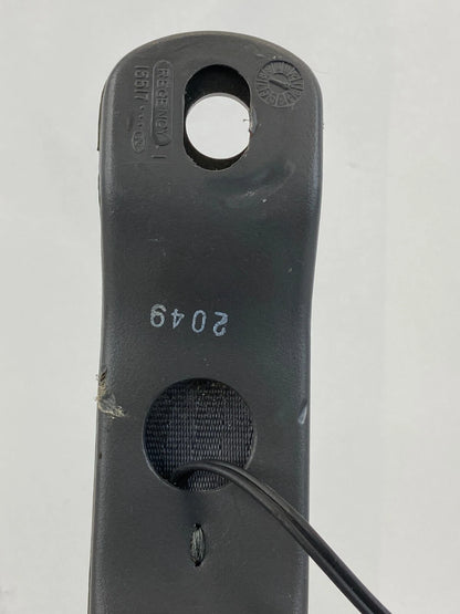 99 00 01 02 03 04 05 PONTIAC GRAND AM FRONT LEFT DRIVER SEAT BELT BUCKLE OEM