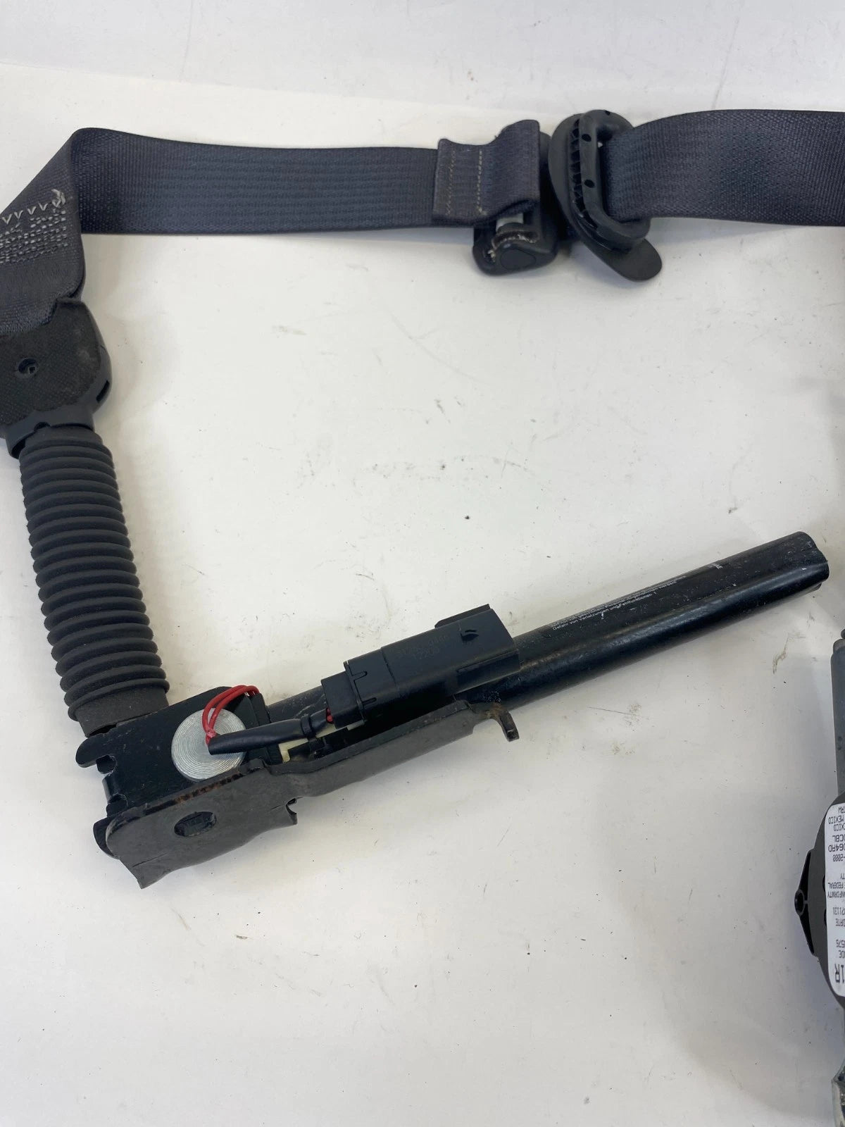 2013-2015 FORD EXPLORER FRONT RIGHT SIDE SEAT BELT RETRACTOR DB53-78612D64AD OEM