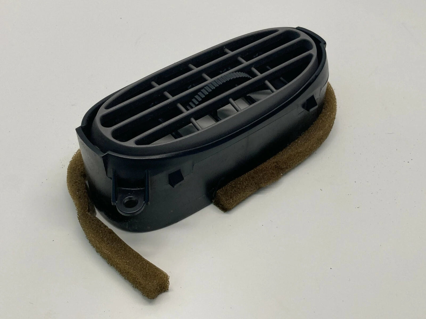 1998-2003 FORD ESCORT DASH RIGHT PASSENGER SIDE A/C HEATER AIR VENT DUCT OUTLET