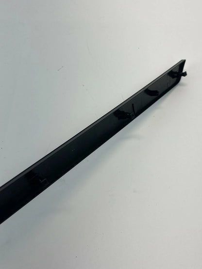 2005-2010 VW VOLKSWAGEN JETTA REAR RIGHT DOOR PANEL TRIM MOLDING 1K4867450 OEM