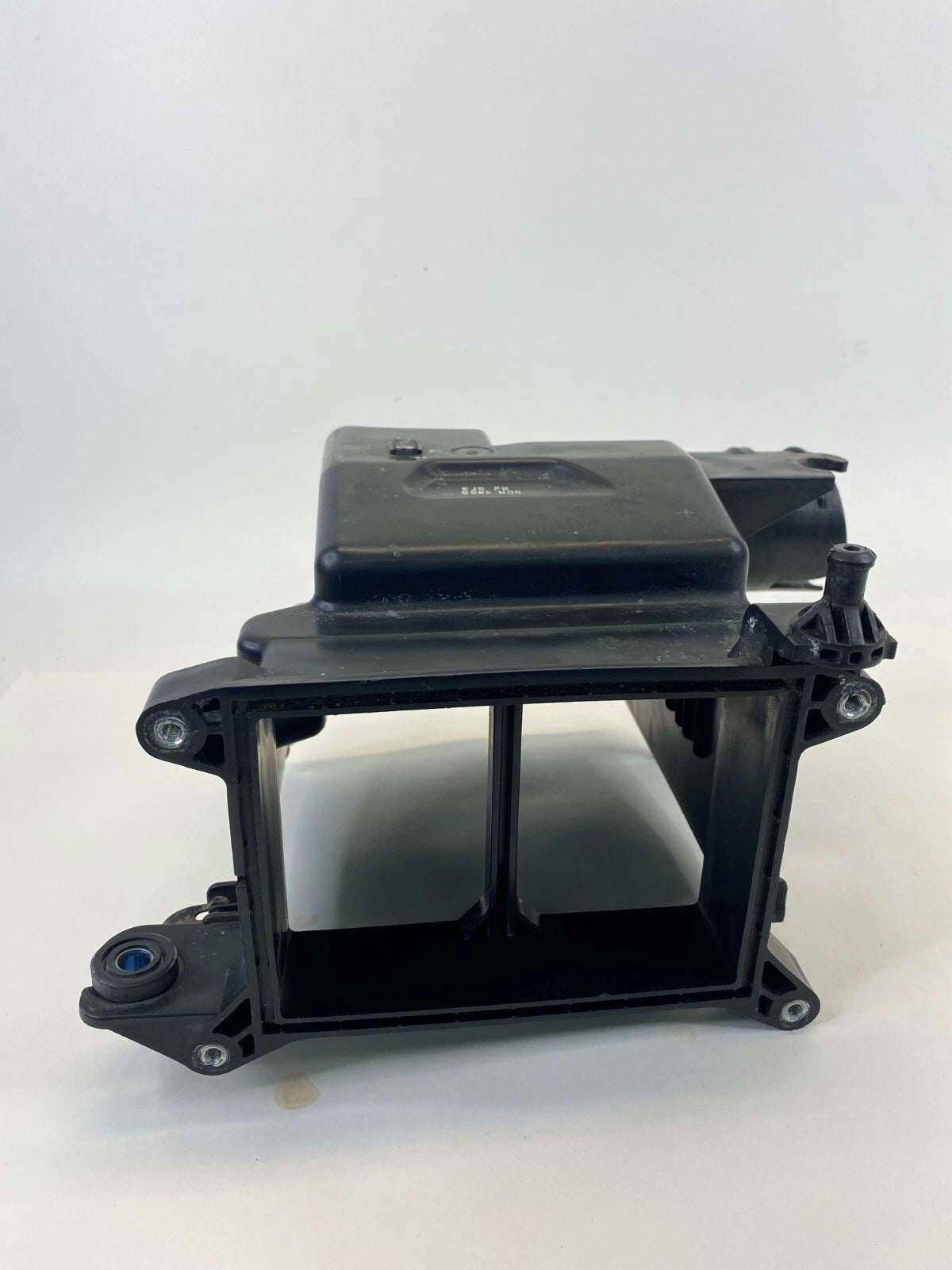 2007-2010 HYUNDAI ELANTRA AIR CLEANER FILTER BOX LOWER HOUSING OEM 28112-2H100