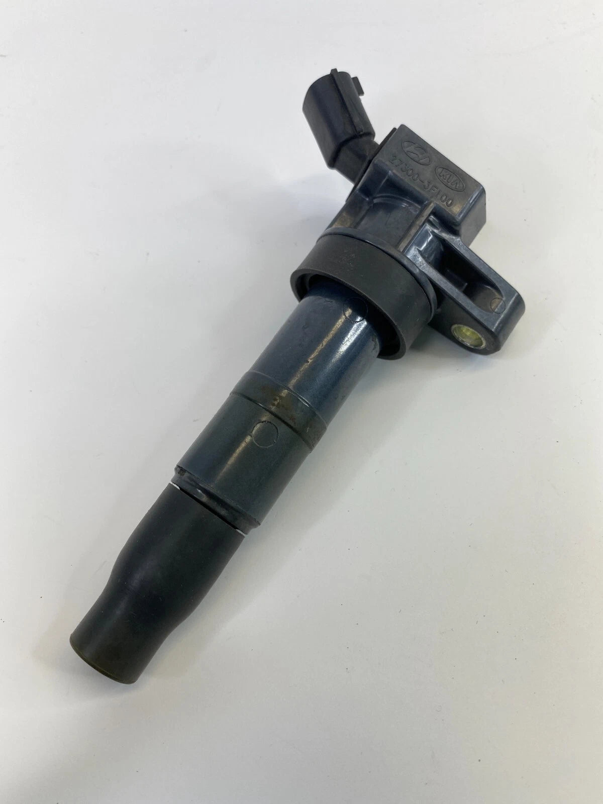 2008-2014 HYUNDAI SONATA 2.4L L4 AT IGNITION COIL IGNITER DENSO 273003F100 OEM