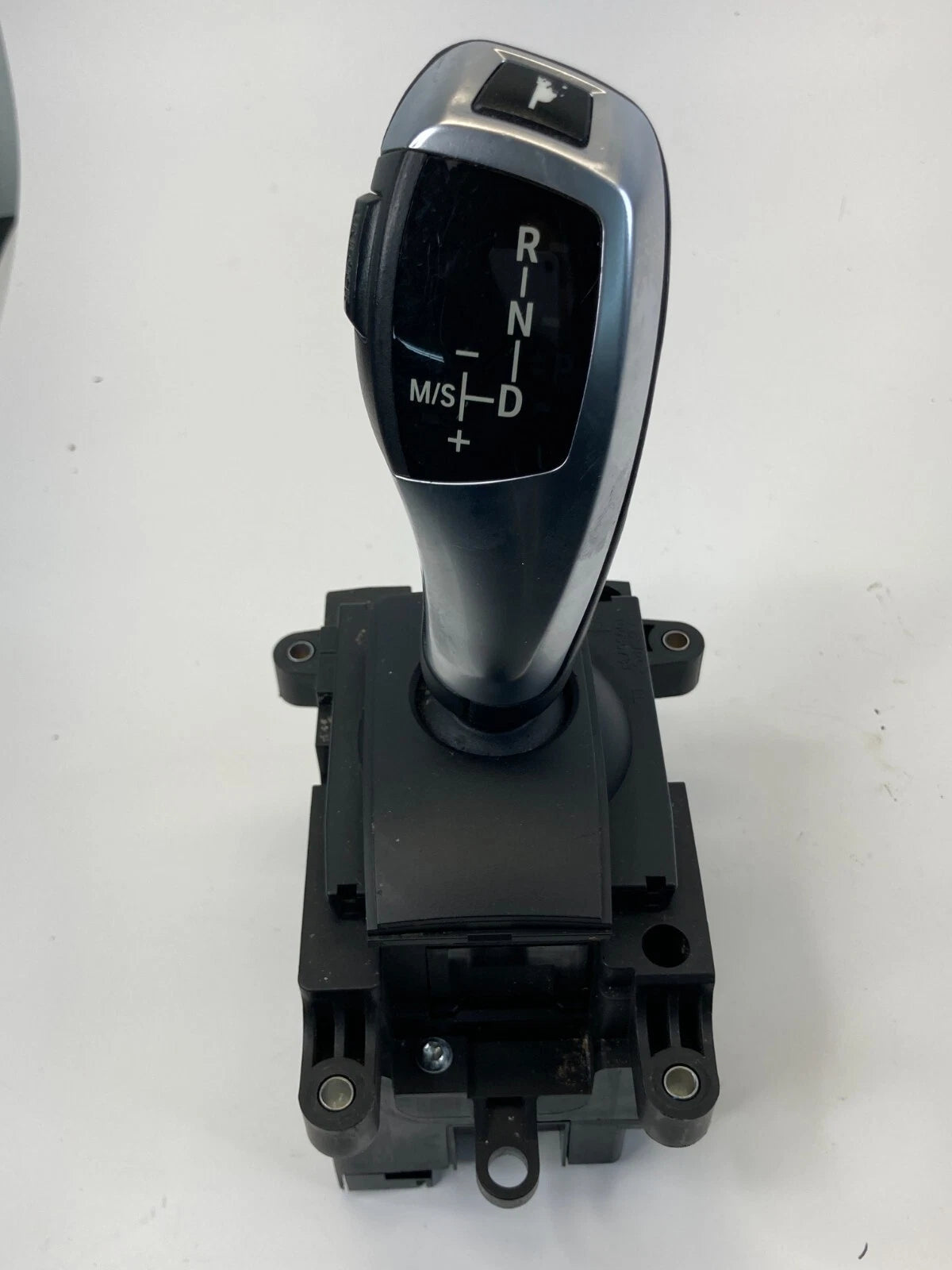 2011 2012 BMW X3 AUTOMATIC FLOOR GEAR SHIFTER SELECTOR GEARSHIFT 9 239 504-01